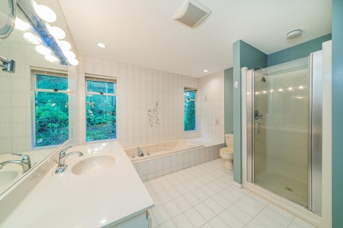 5456 Keith Road, West Vancouver, BC 