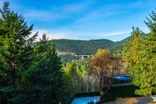 5456 Keith Road, West Vancouver, BC 