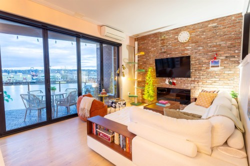 309-220 Salter Street, New Westminster, BC 