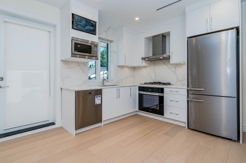 1-8190 Cartier Street, Vancouver, BC 