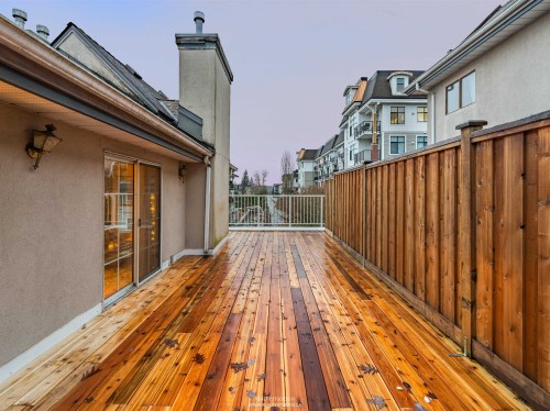 315-888 Gauthier Avenue, Coquitlam, BC 