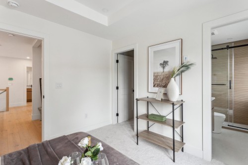 101-1038 Delestre Avenue, Coquitlam, BC 