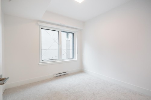 110-2085 1St Avenue E, Vancouver, BC 