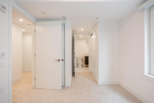 110-2085 1St Avenue E, Vancouver, BC 