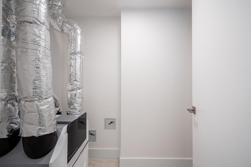 110-2085 1St Avenue E, Vancouver, BC 