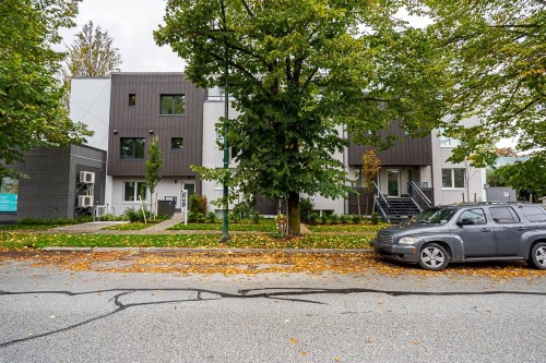 110-2085 1St Avenue E, Vancouver, BC 