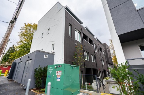 110-2085 1St Avenue E, Vancouver, BC 