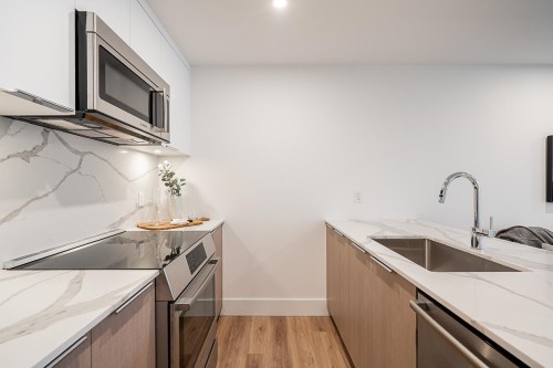 110-2085 1St Avenue E, Vancouver, BC 