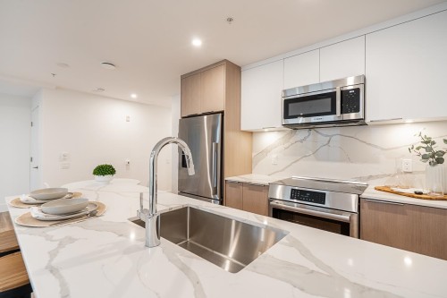 110-2085 1St Avenue E, Vancouver, BC 