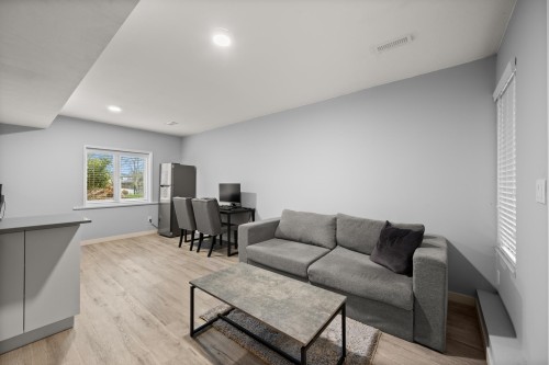 4863 Cambridge Street, Burnaby, BC 