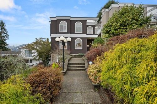 4863 Cambridge Street, Burnaby, BC 