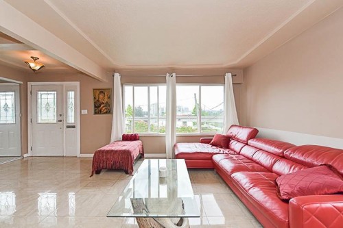 1335-1337 Kamloops Street, New Westminster, BC 