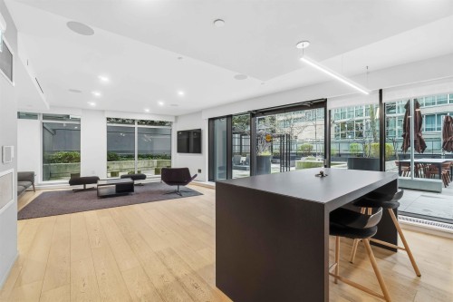 1002-889 Pacific Street, Vancouver, BC 