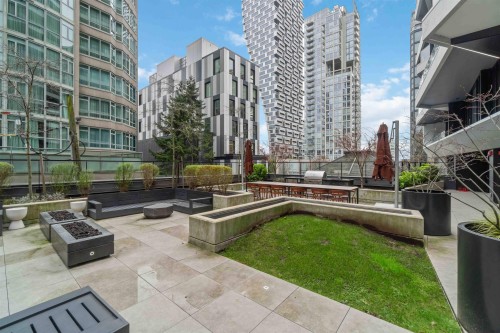 1002-889 Pacific Street, Vancouver, BC 