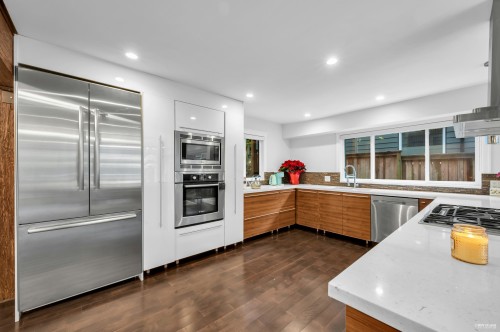 4066 Norwood Avenue, North Vancouver, BC 