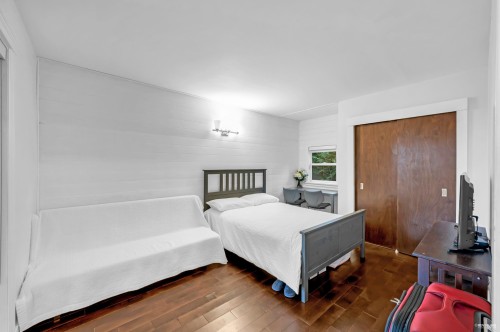 4066 Norwood Avenue, North Vancouver, BC 