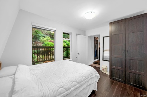 4066 Norwood Avenue, North Vancouver, BC 