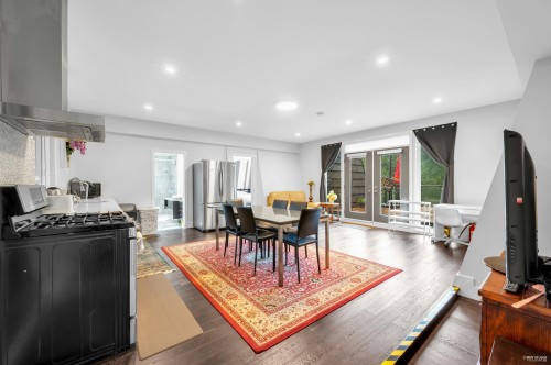 4066 Norwood Avenue, North Vancouver, BC 