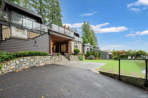 4066 Norwood Avenue, North Vancouver, BC 