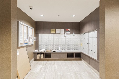 304-3096 Windsor Gate, Coquitlam, BC 