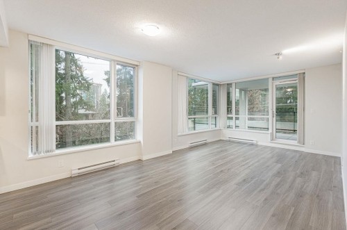 304-3096 Windsor Gate, Coquitlam, BC 