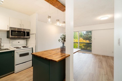 1009 Clarke Road, Port Moody, BC 