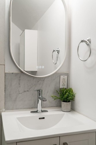 1009 Clarke Road, Port Moody, BC 