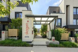 202-606 Foster Avenue  Coquitlam, BC V6J 0L5