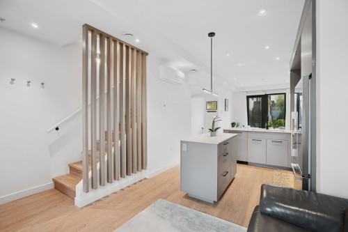 202-606 Foster Avenue, Coquitlam, BC 