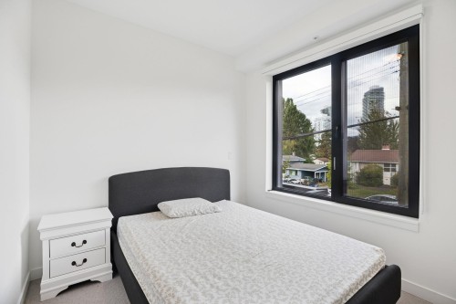 202-606 Foster Avenue, Coquitlam, BC 