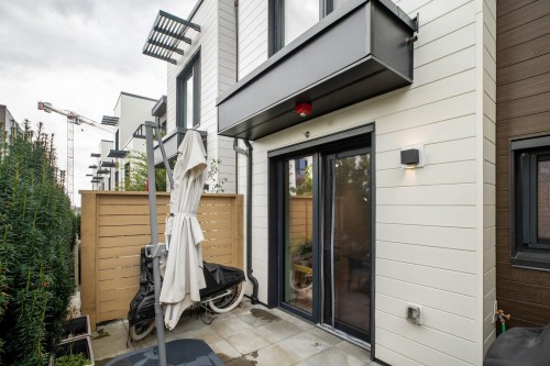 202-606 Foster Avenue, Coquitlam, BC 