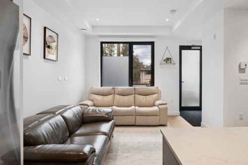 202-606 Foster Avenue, Coquitlam, BC 