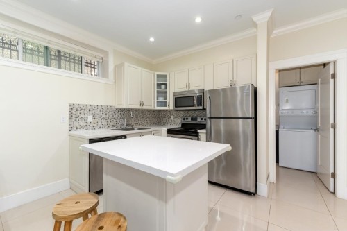 3782 26Th Avenue W, Vancouver, BC 