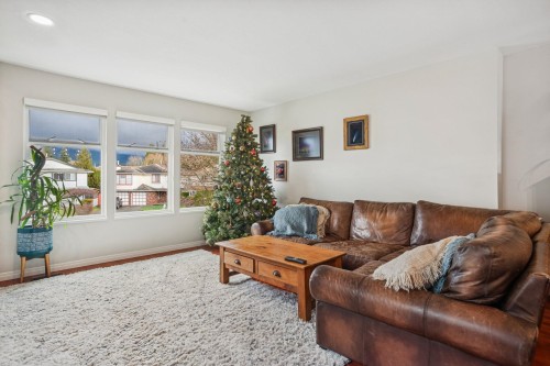 658 Pender Place, Port Coquitlam, BC 