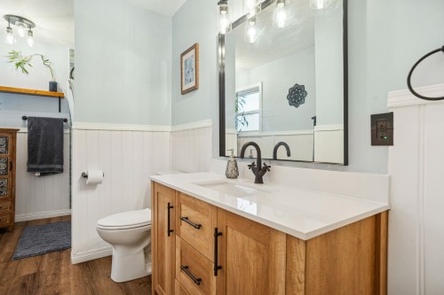 658 Pender Place, Port Coquitlam, BC 