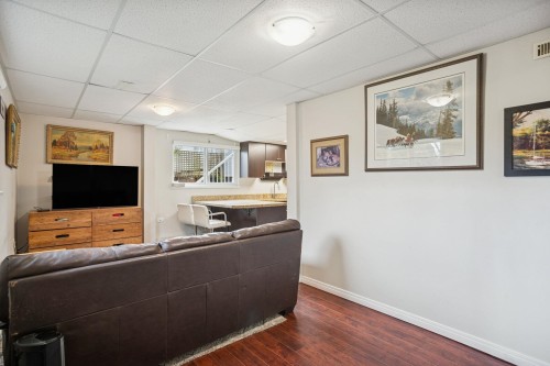 658 Pender Place, Port Coquitlam, BC 