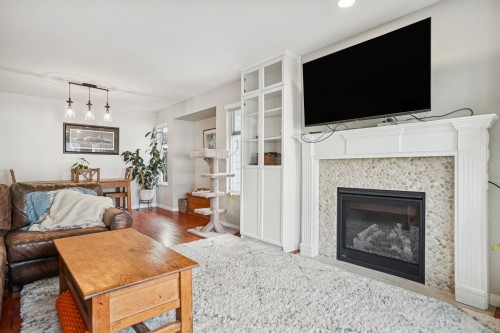 658 Pender Place, Port Coquitlam, BC 