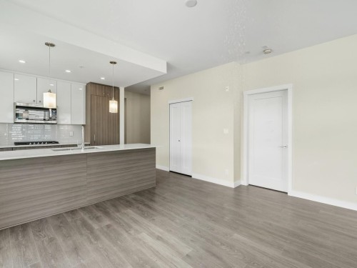 401-23233 Gilley Road, Richmond, BC 