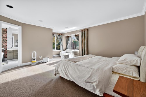 5891 Laurelwood Ct, Richmond, BC 