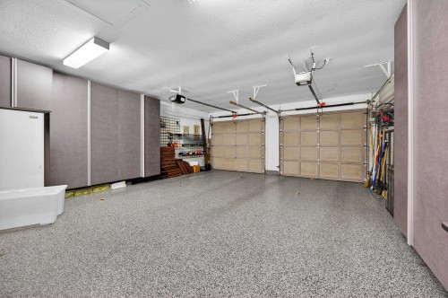 5891 Laurelwood Ct, Richmond, BC 