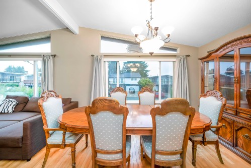 951 Everett Crescent, Burnaby, BC 