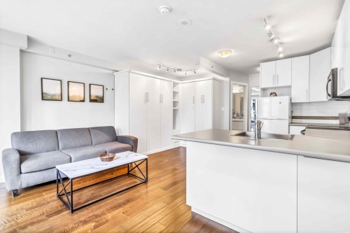 710-939 Homer Street, Vancouver, BC 