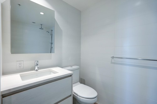 1502-8188 Fraser Street, Vancouver, BC 