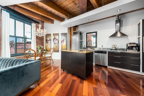 302-55 Cordova Street E, Vancouver, BC 