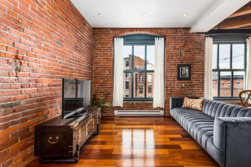 302-55 Cordova Street E, Vancouver, BC 