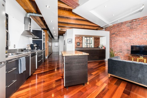 302-55 Cordova Street E, Vancouver, BC 