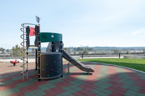 2102-258 Nelson'S Court, New Westminster, BC 