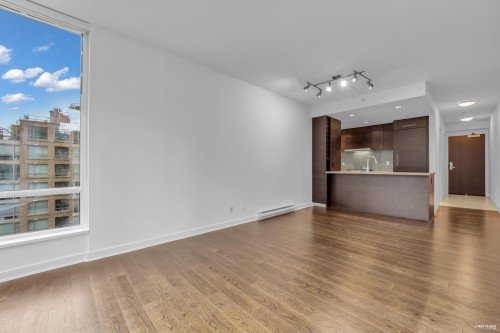 1002-833 Homer Street, Vancouver, BC 