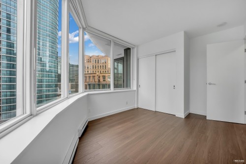 1002-833 Homer Street, Vancouver, BC 