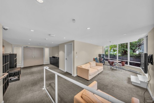 1002-833 Homer Street, Vancouver, BC 